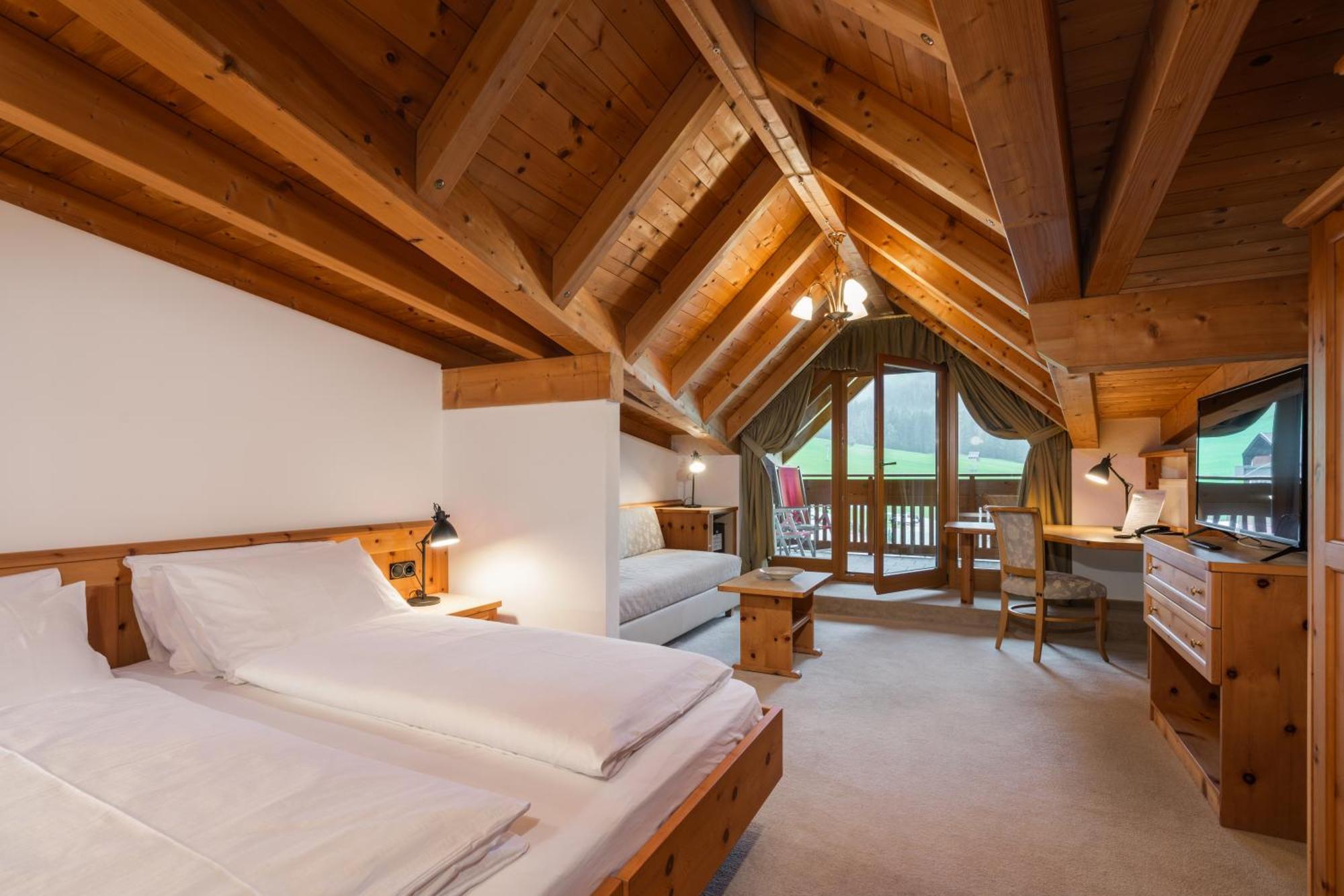 Hotel Asterbel Браєс Екстер'єр фото
