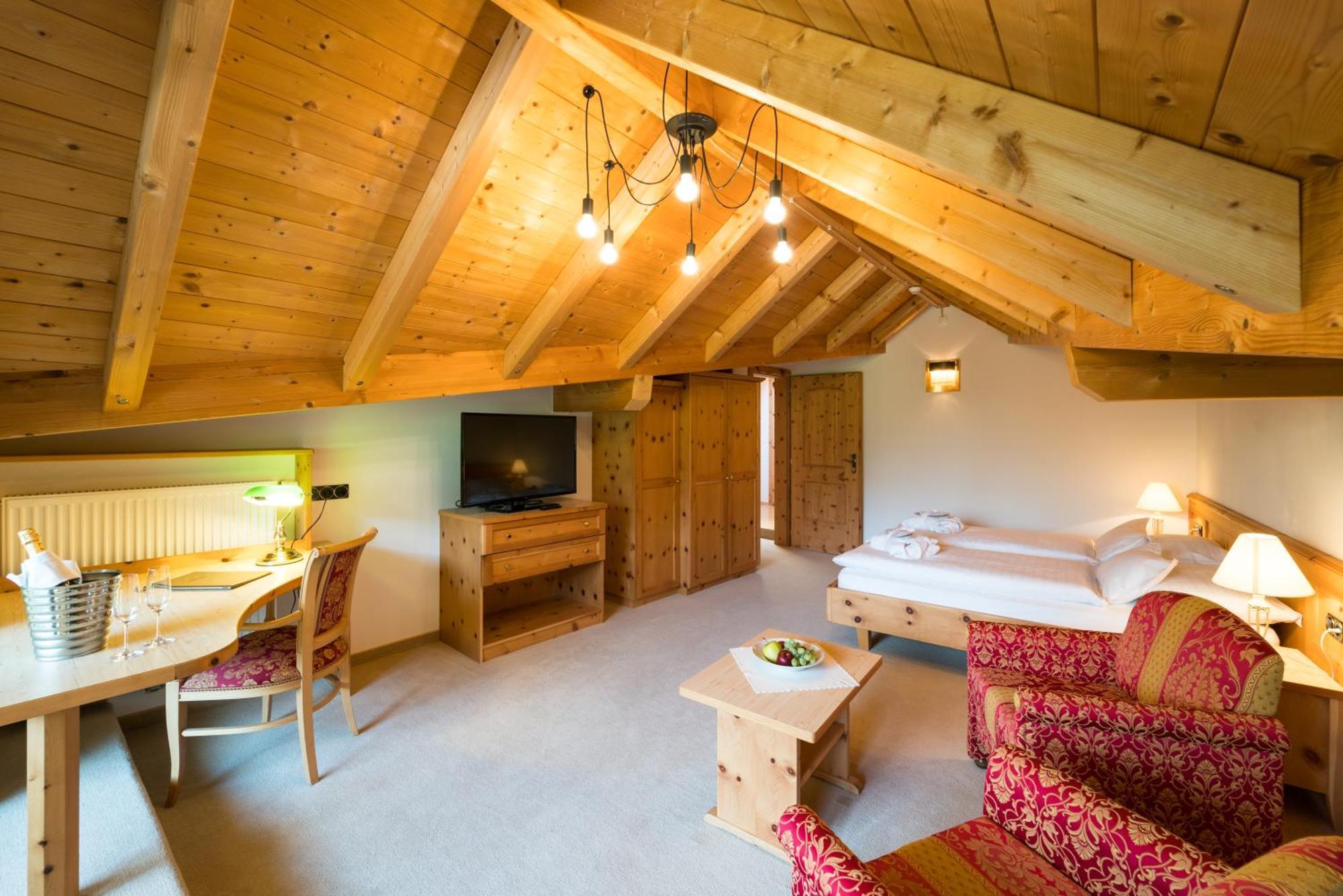 Hotel Asterbel Браєс Екстер'єр фото