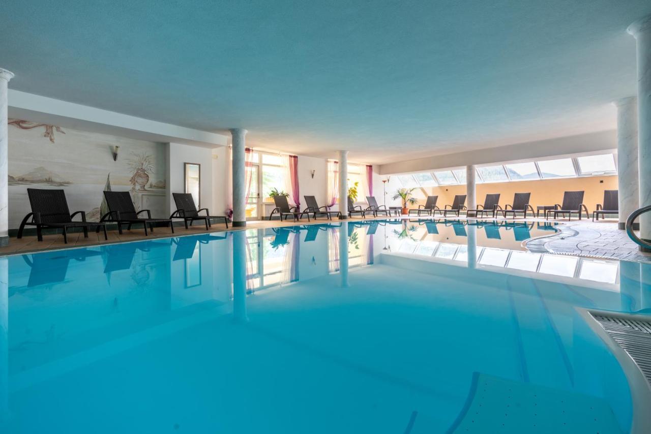 Hotel Asterbel Браєс Екстер'єр фото